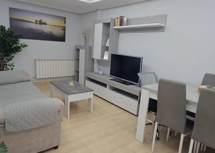 Vivienda En Pleno Centro! Calle Doctrinos 3