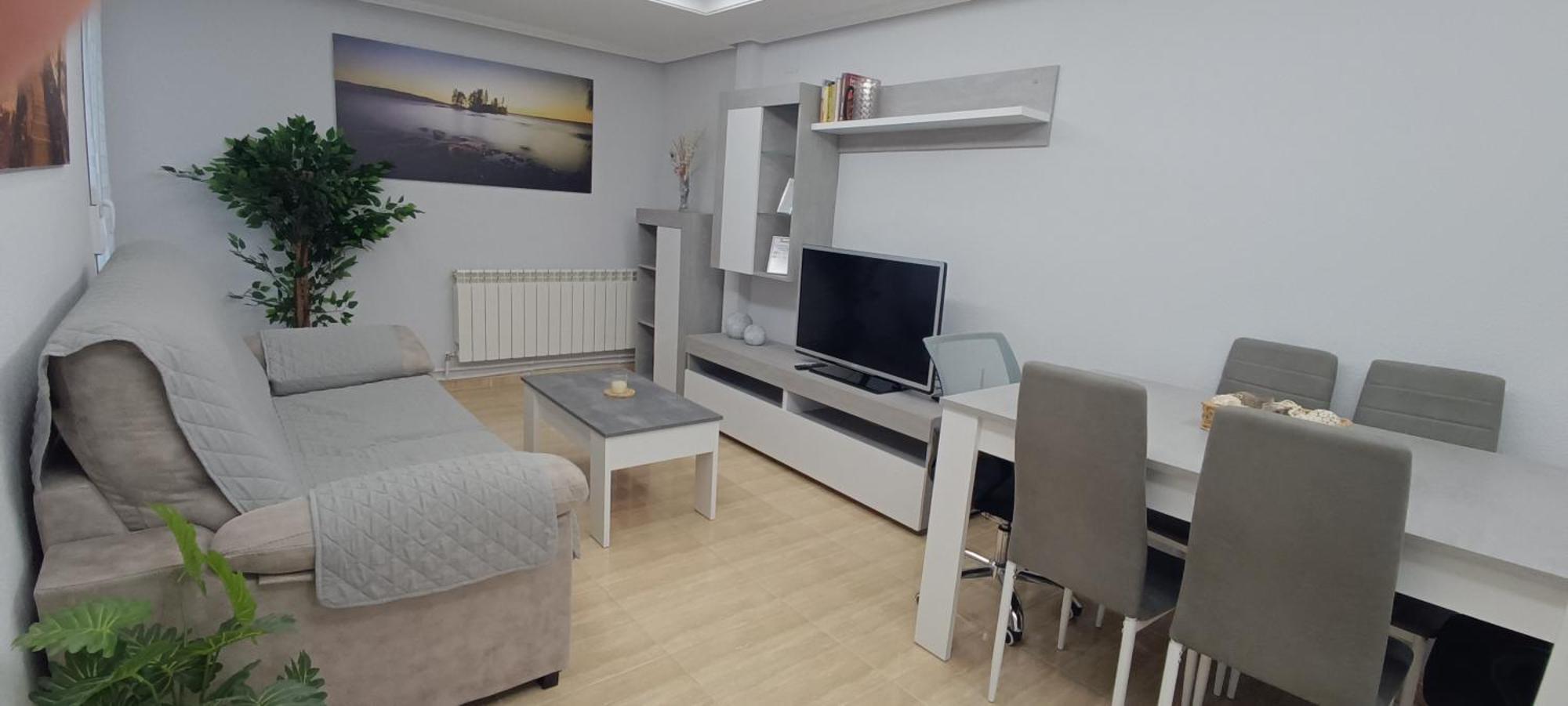 Vivienda En Pleno Centro! Calle Doctrinos 3 * Salamanca